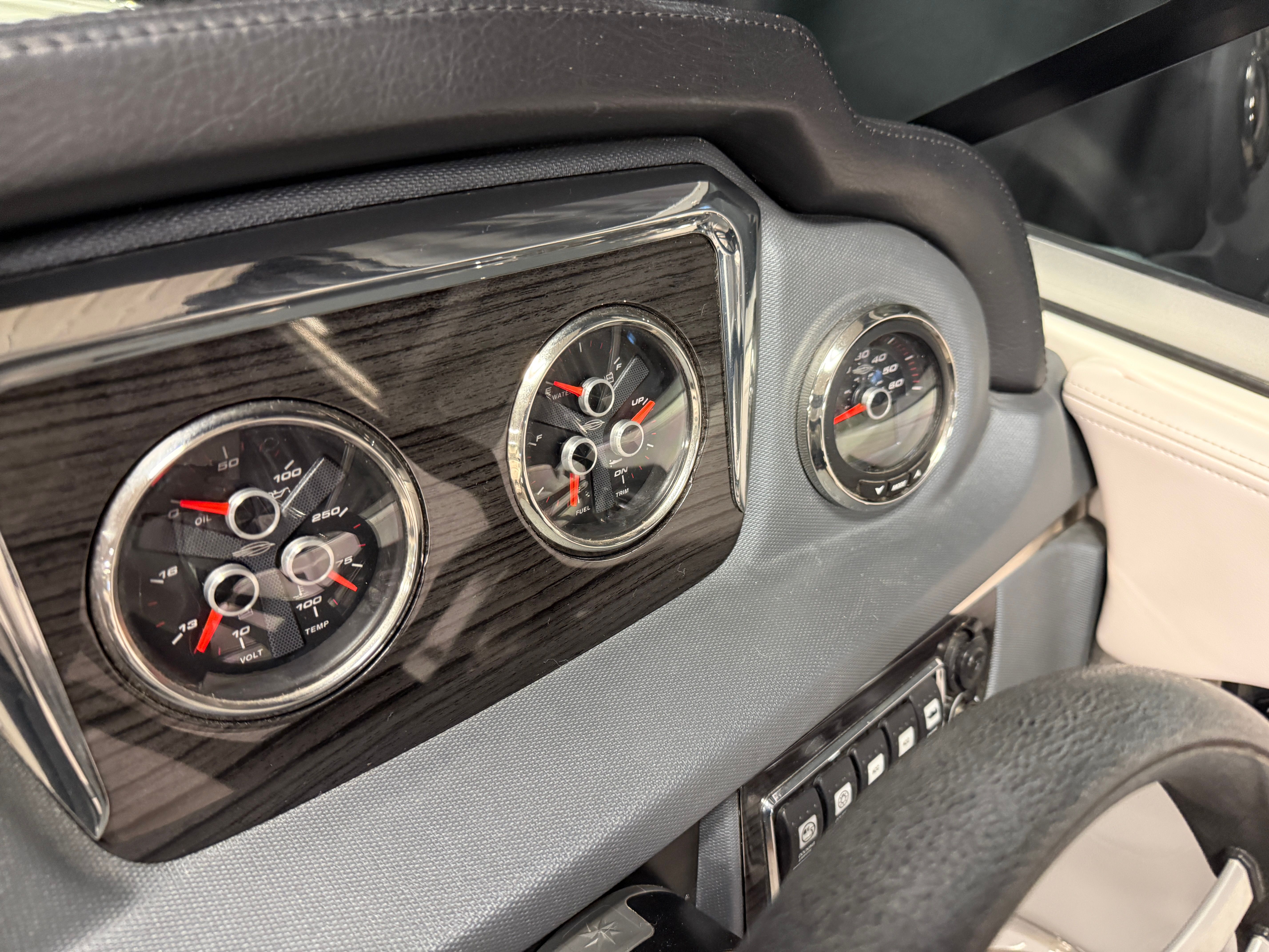 2019 Chaparral 246 Image Thumbnail #48