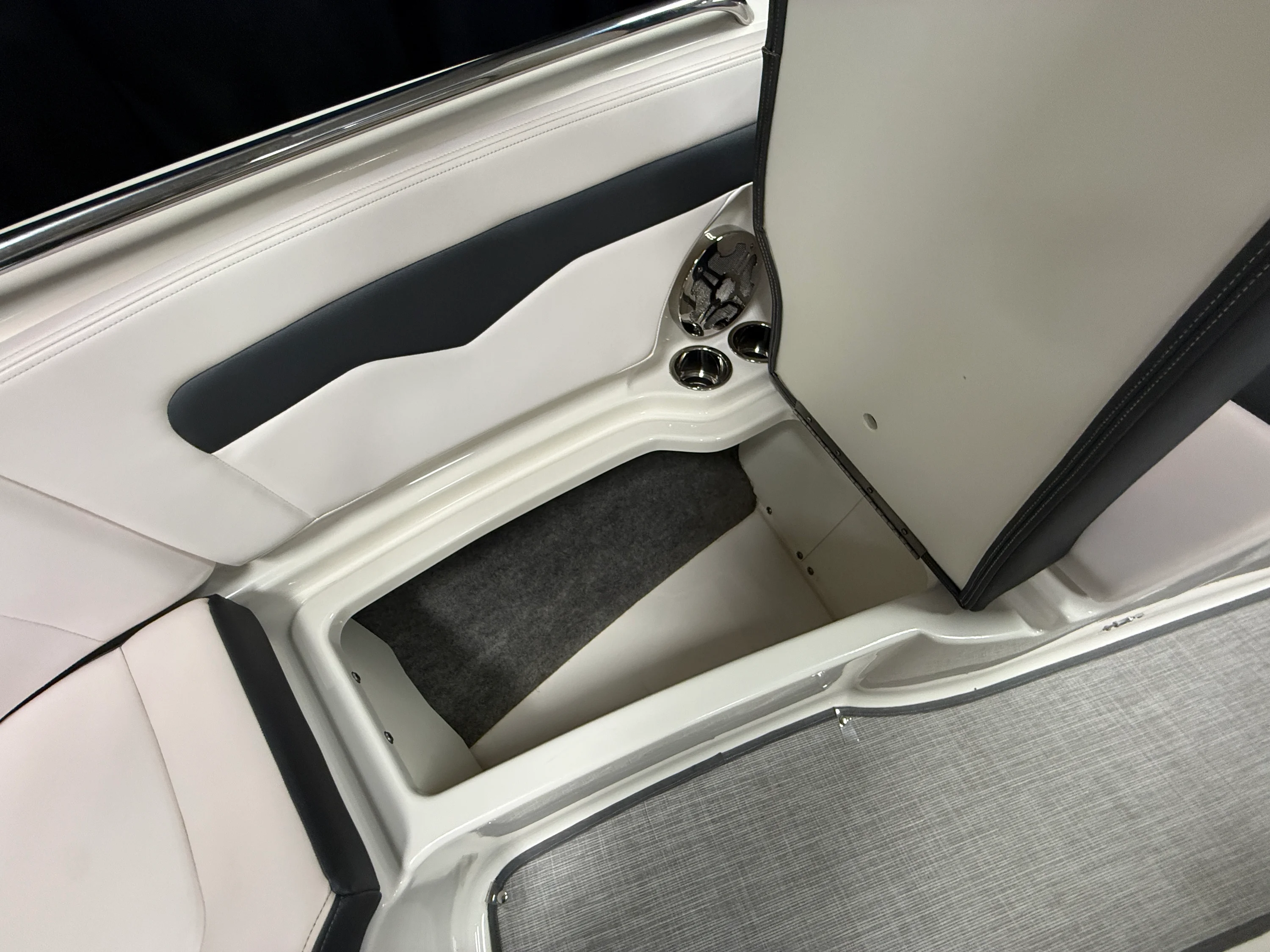 2019 Chaparral 246 Image Thumbnail #60