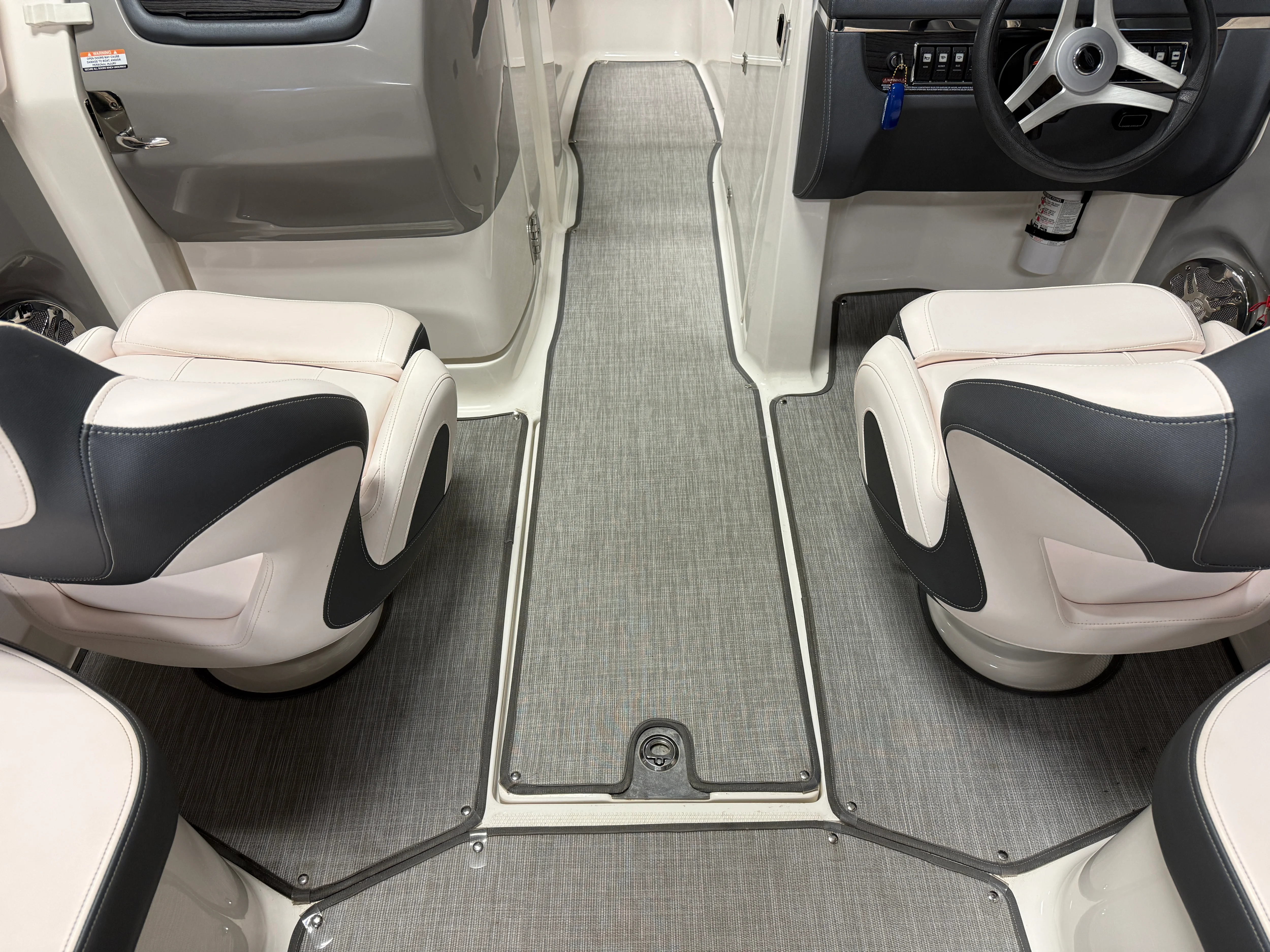 2019 Chaparral 246 Image Thumbnail #30