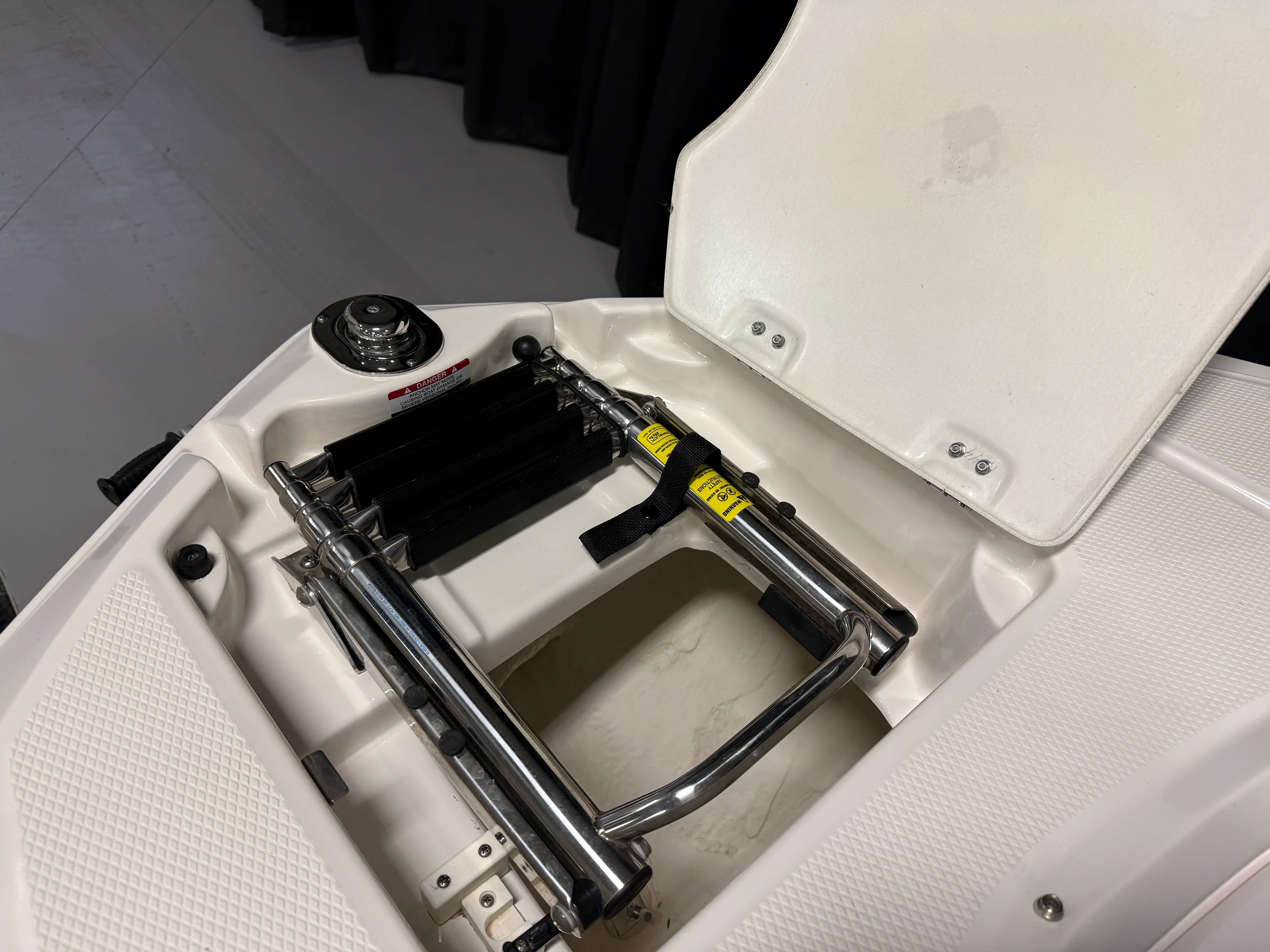 2019 Chaparral 246 Image Thumbnail #65