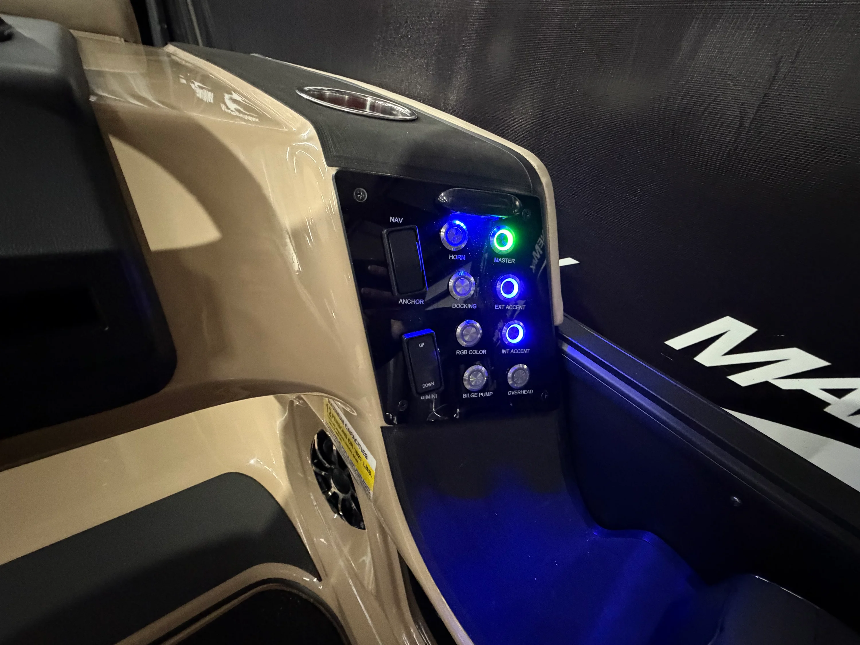 2026 Harris Sunliner 230 Image Thumbnail #14