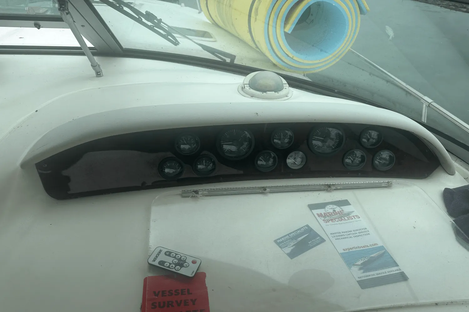 1996 Sea Ray 330 SUNDANCER Image Thumbnail #21