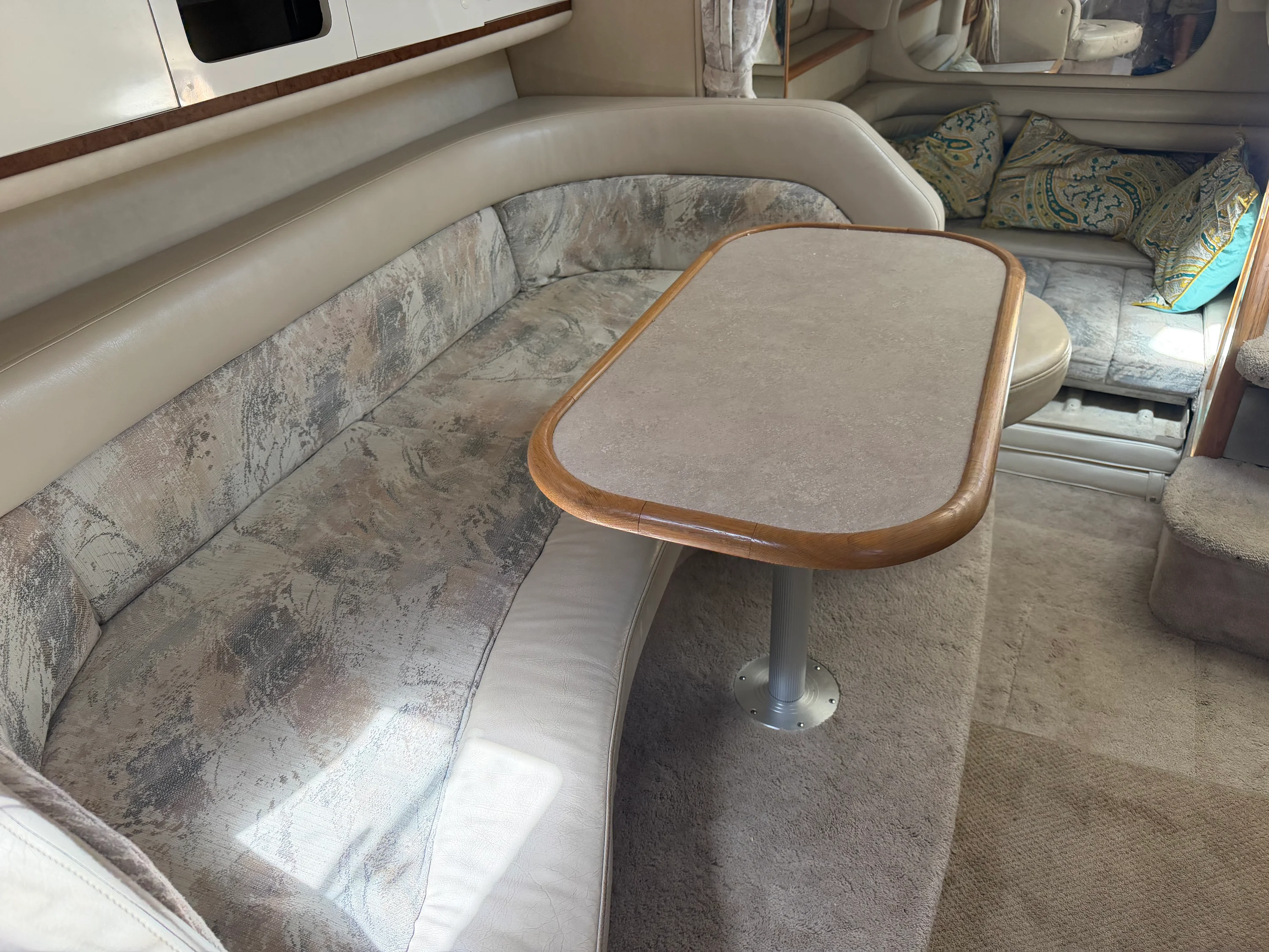 1996 Sea Ray 330 SUNDANCER Image Thumbnail #43