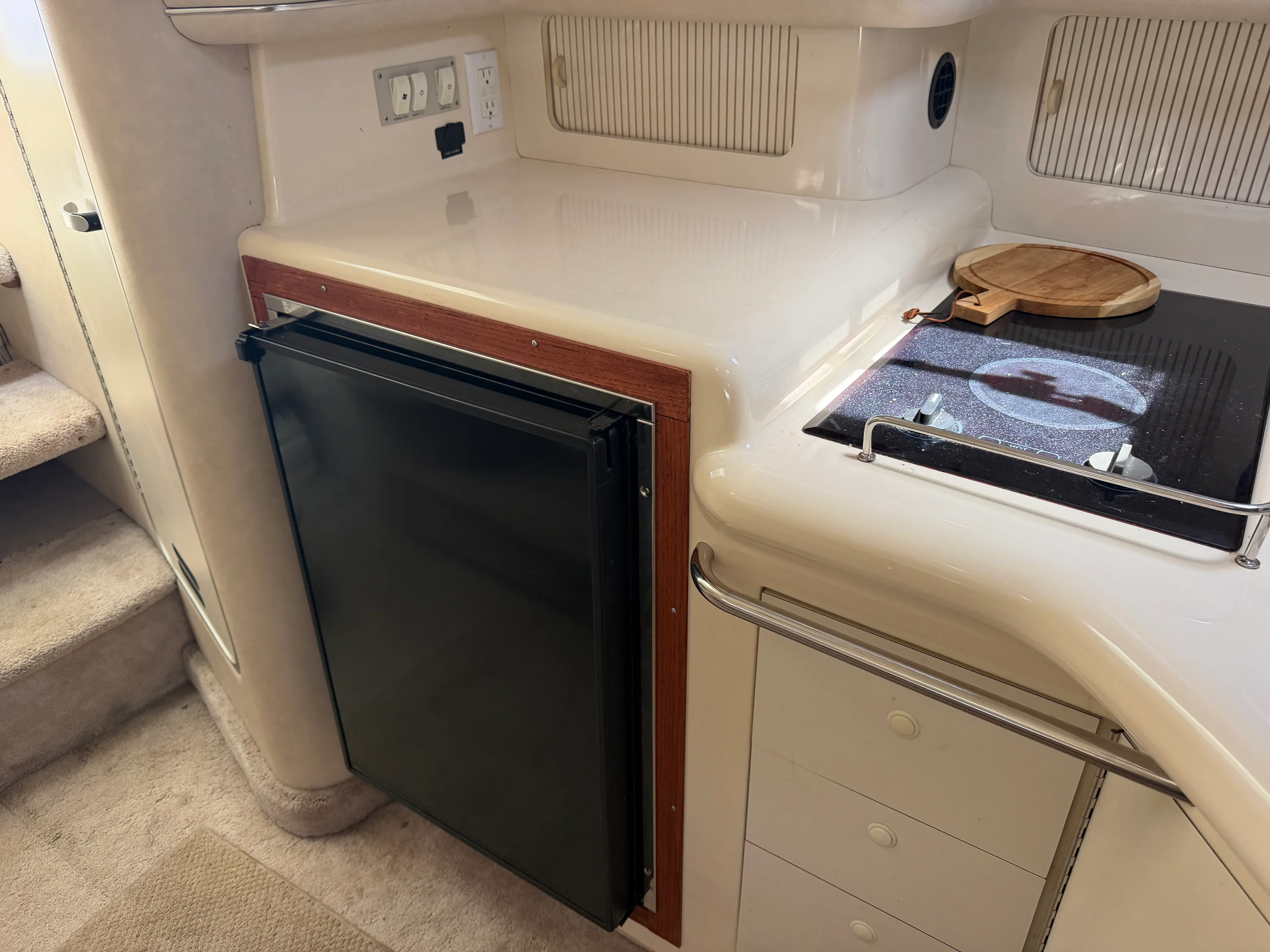 1996 Sea Ray 330 SUNDANCER Image Thumbnail #44