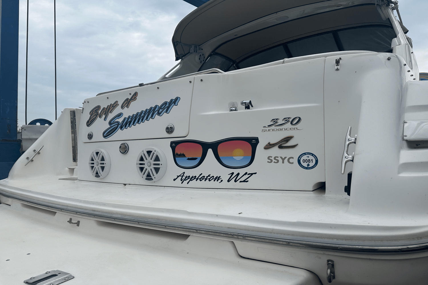 1996 Sea Ray 330 SUNDANCER Image Thumbnail #3