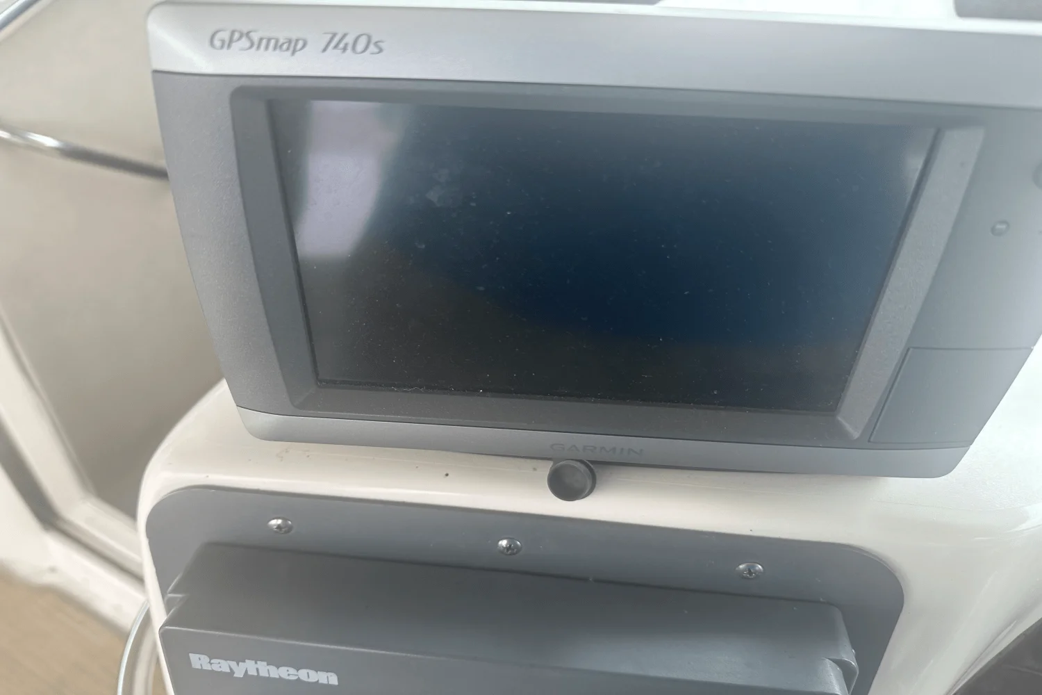 1996 Sea Ray 330 SUNDANCER Image Thumbnail #22