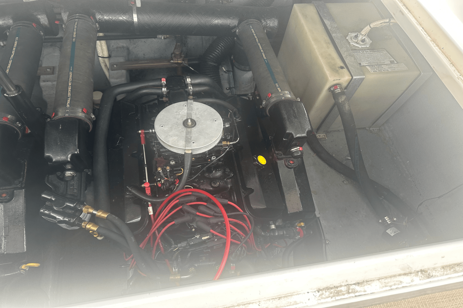 1996 Sea Ray 330 SUNDANCER Image Thumbnail #10