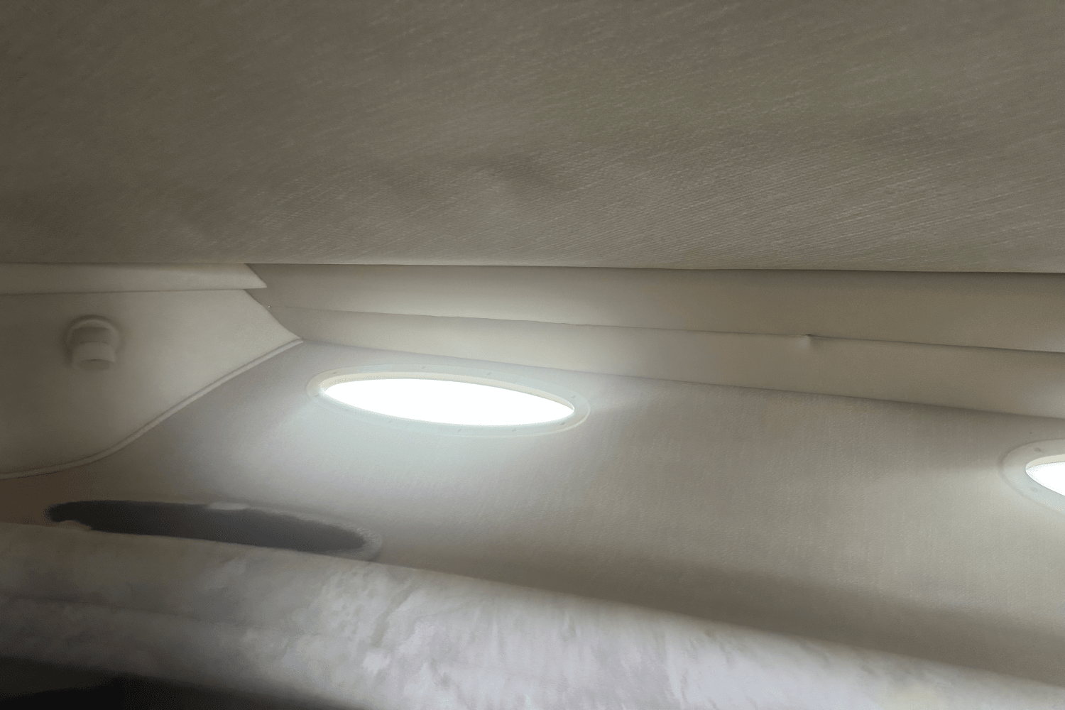 1996 Sea Ray 330 SUNDANCER Image Thumbnail #46