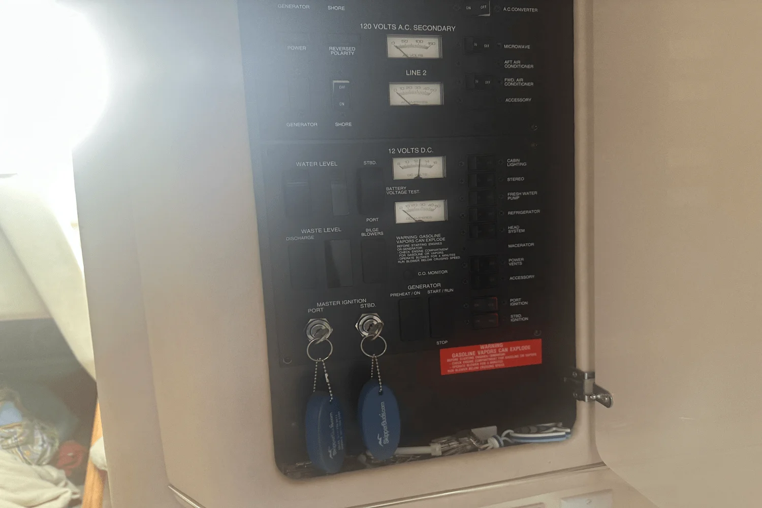 1996 Sea Ray 330 SUNDANCER Image Thumbnail #40