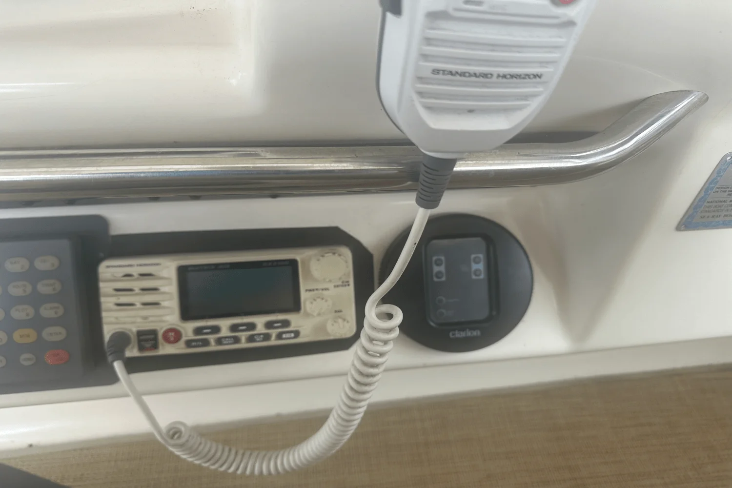 1996 Sea Ray 330 SUNDANCER Image Thumbnail #26