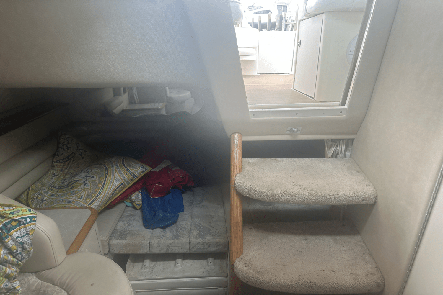 1996 Sea Ray 330 SUNDANCER Image Thumbnail #30