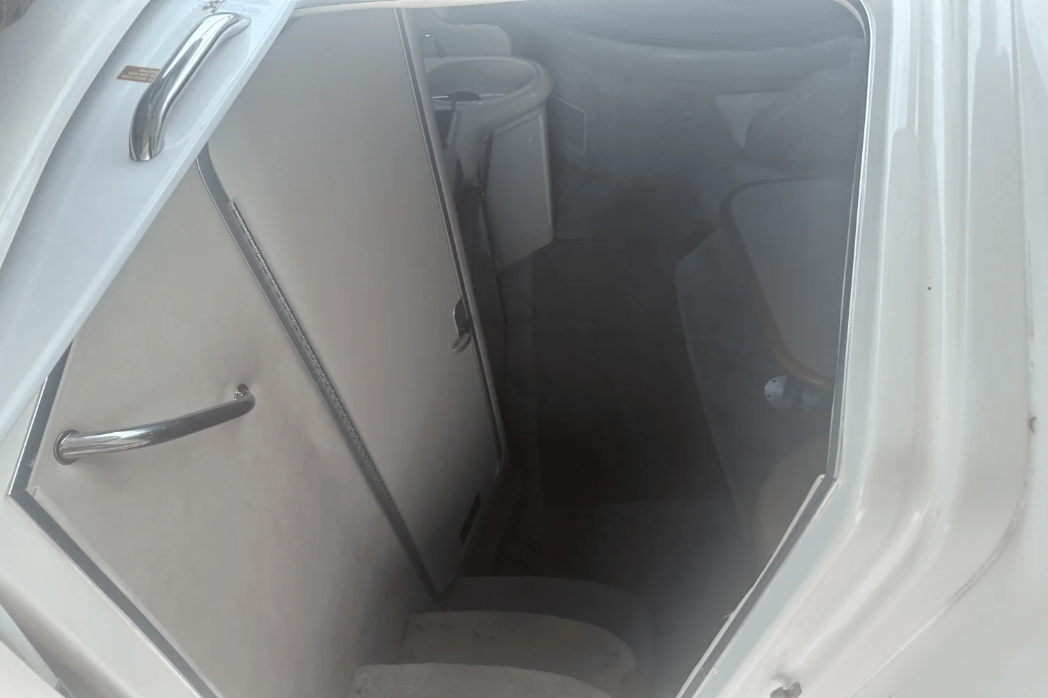 1996 Sea Ray 330 SUNDANCER Image Thumbnail #31