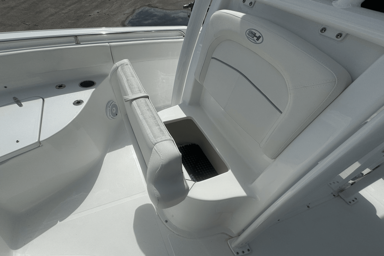 2023 Sea Hunt 234 ULTRA Image Thumbnail #26