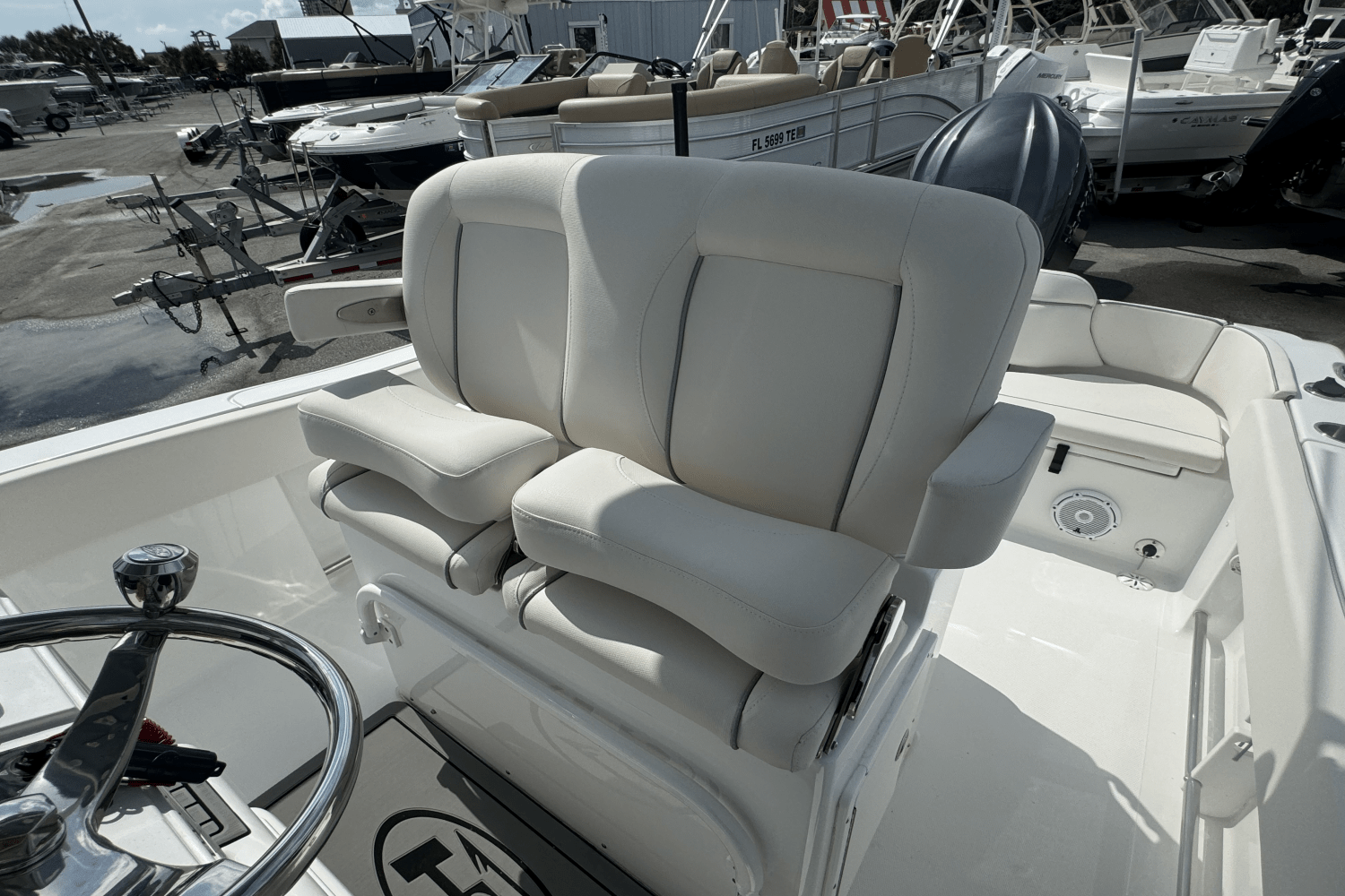 2023 Sea Hunt 234 ULTRA Image Thumbnail #14