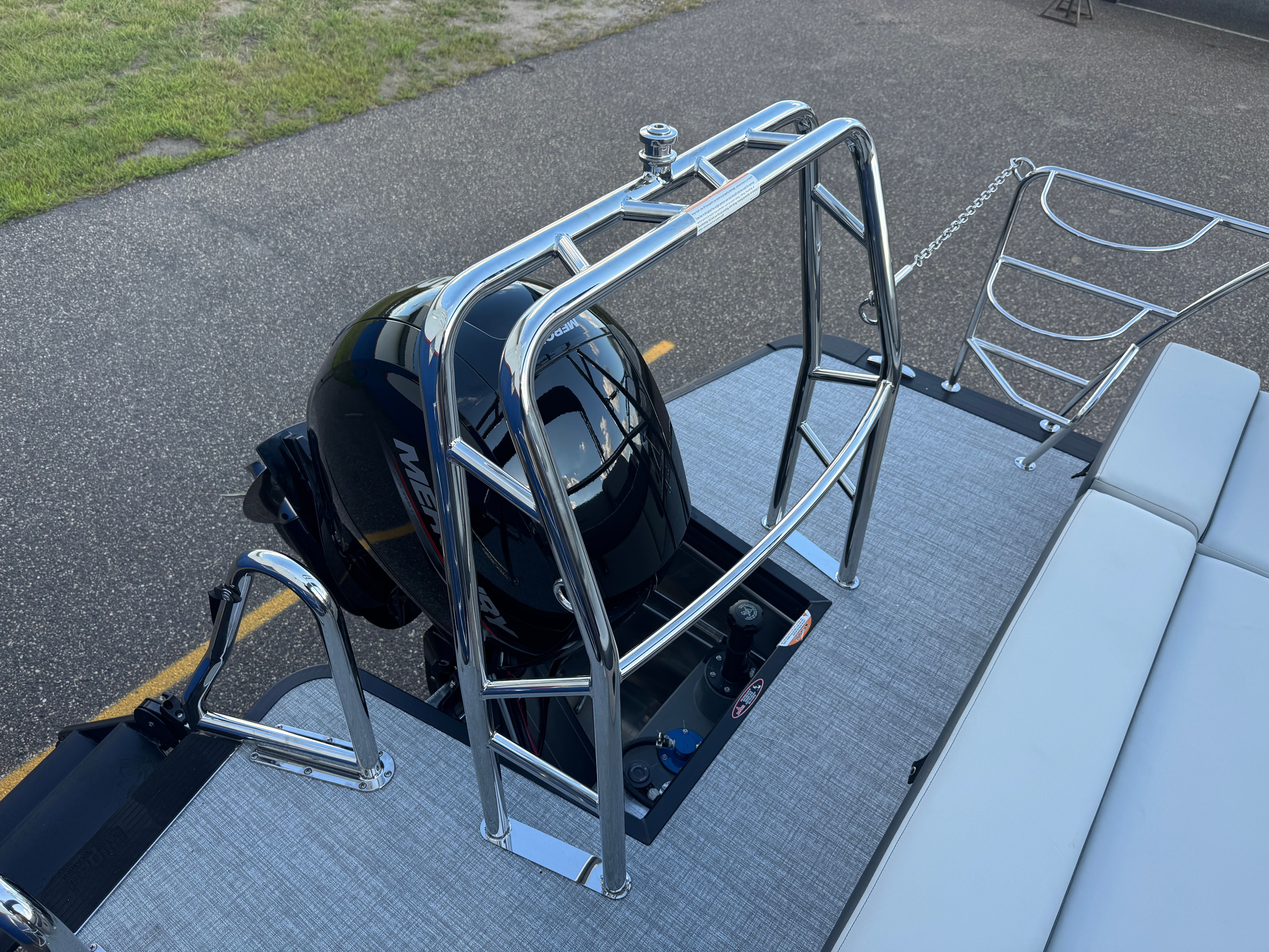 2026 Harris Cruiser 230 Image Thumbnail #9