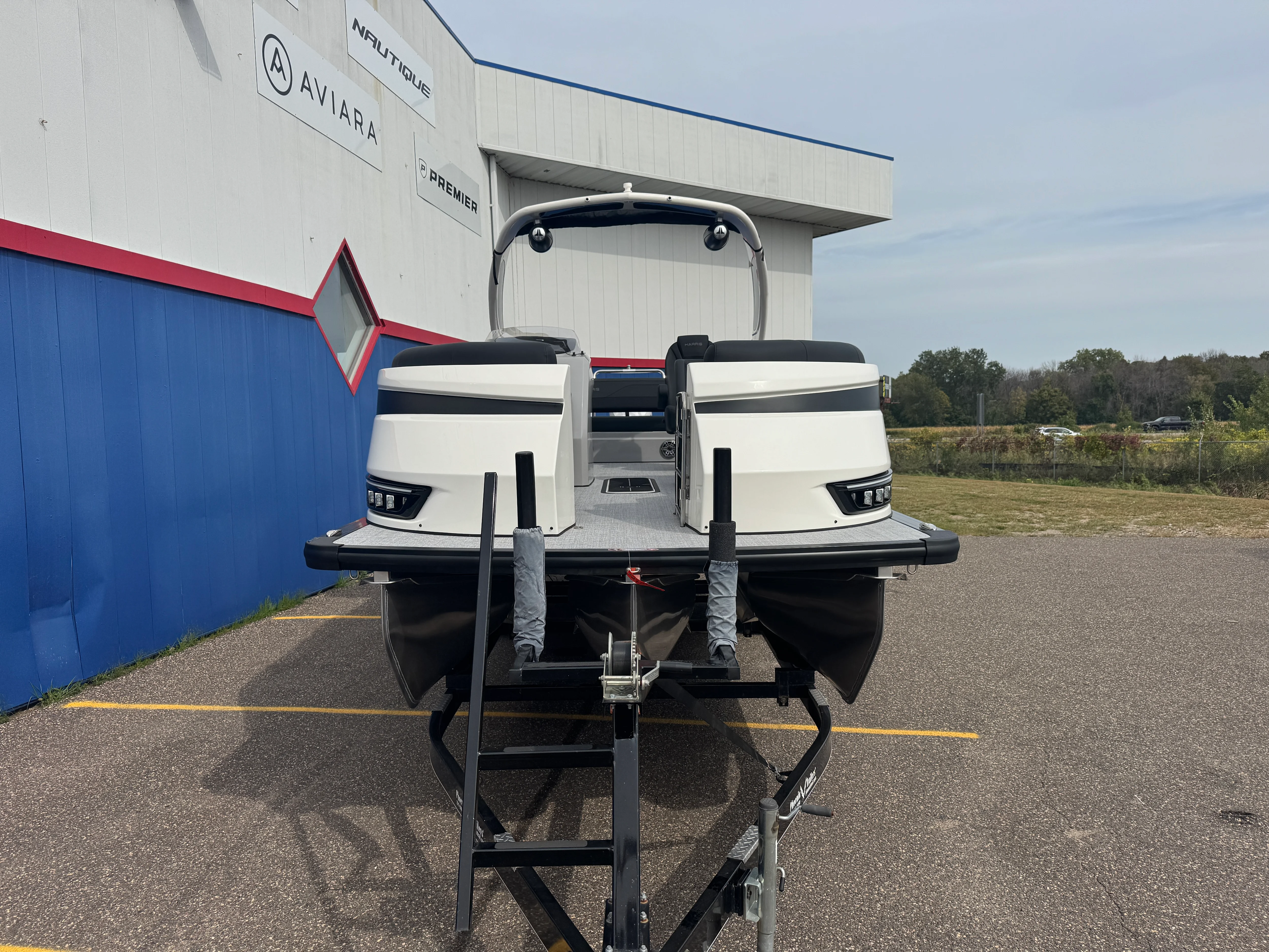 2026 Harris 230 Grand Mariner Image Thumbnail #1