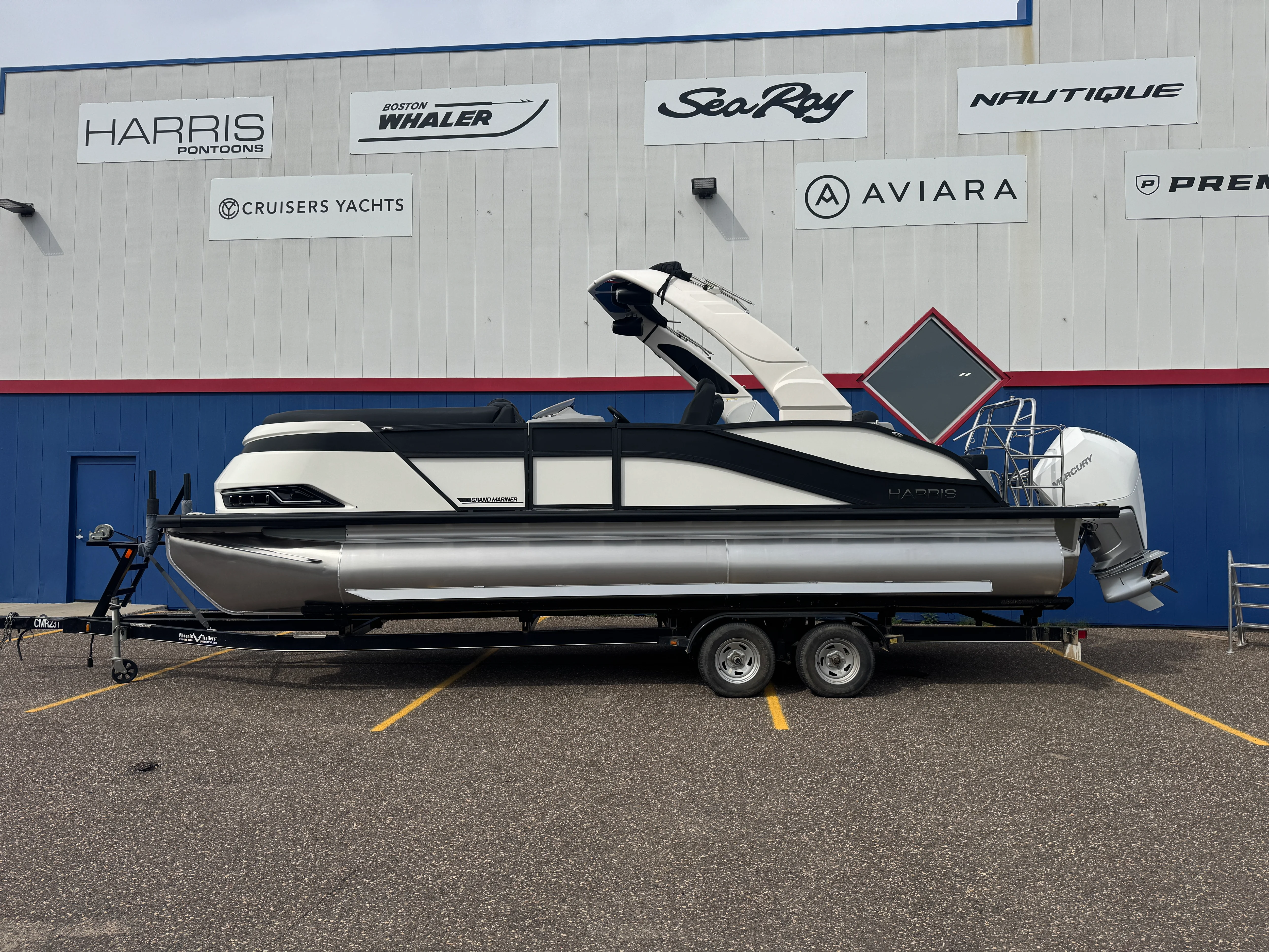 2026 Harris 230 Grand Mariner Image Thumbnail #3