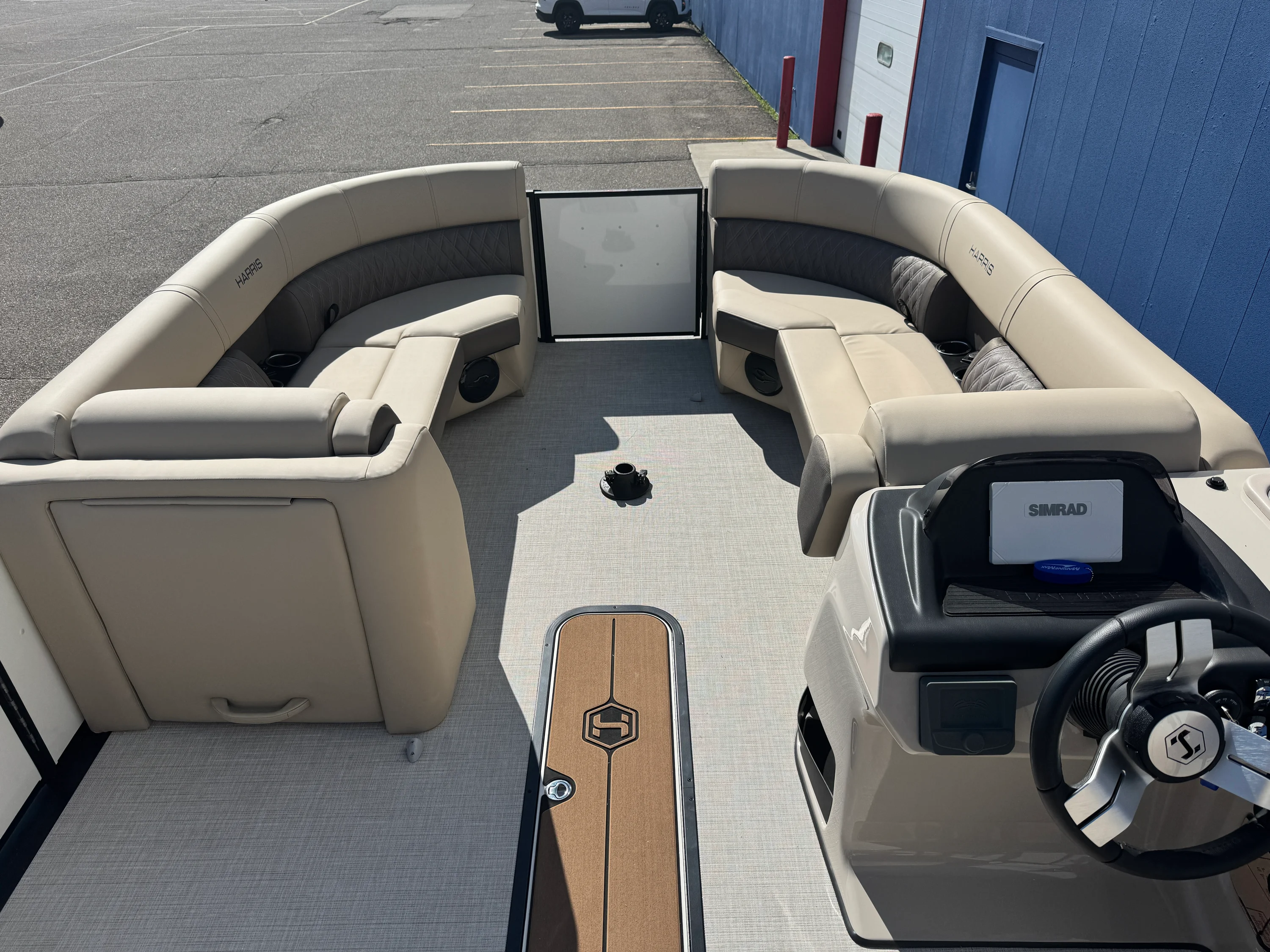 2026 Harris Cruiser 230 Image Thumbnail #3