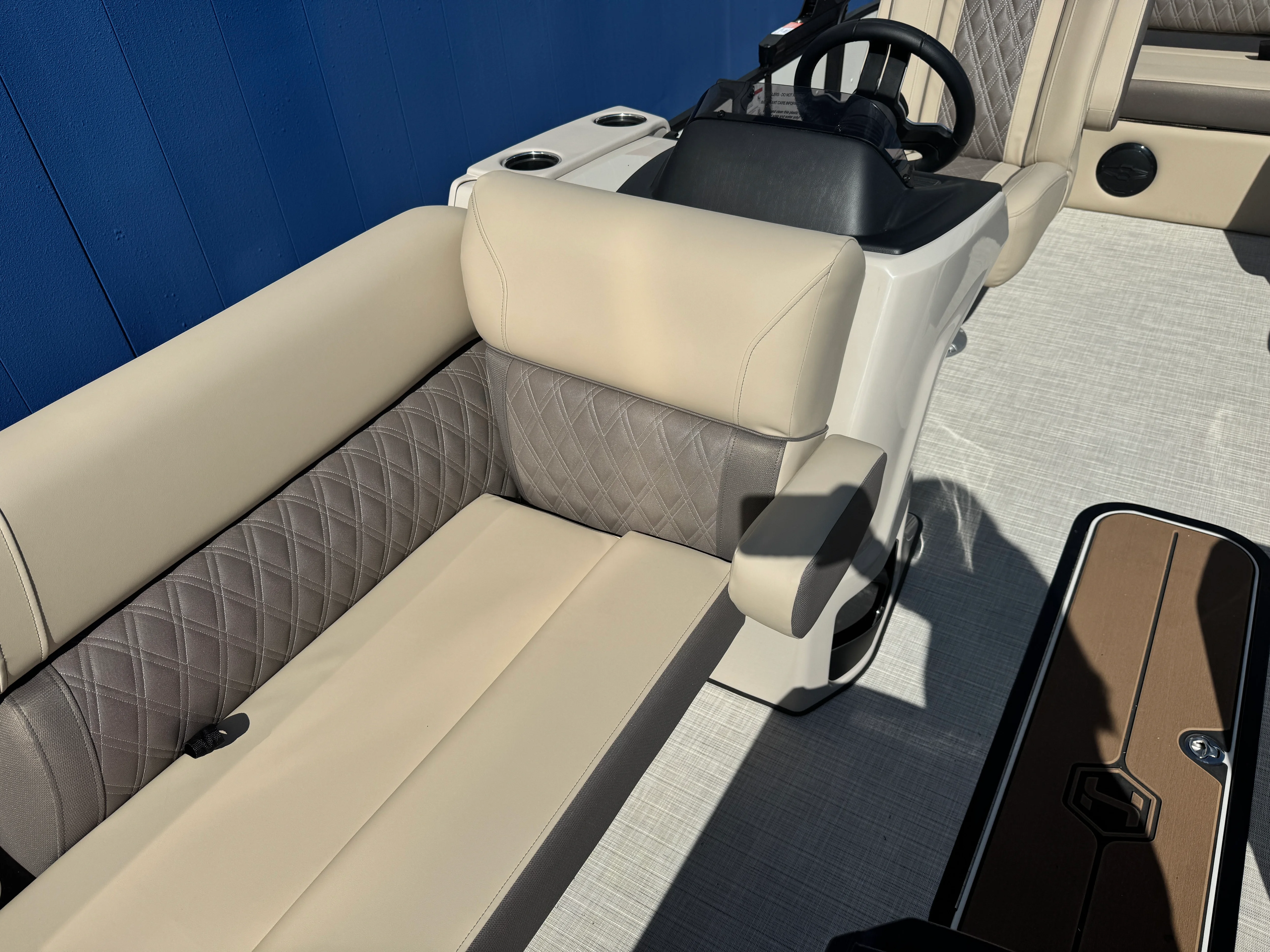 2026 Harris Cruiser 230 Image Thumbnail #12