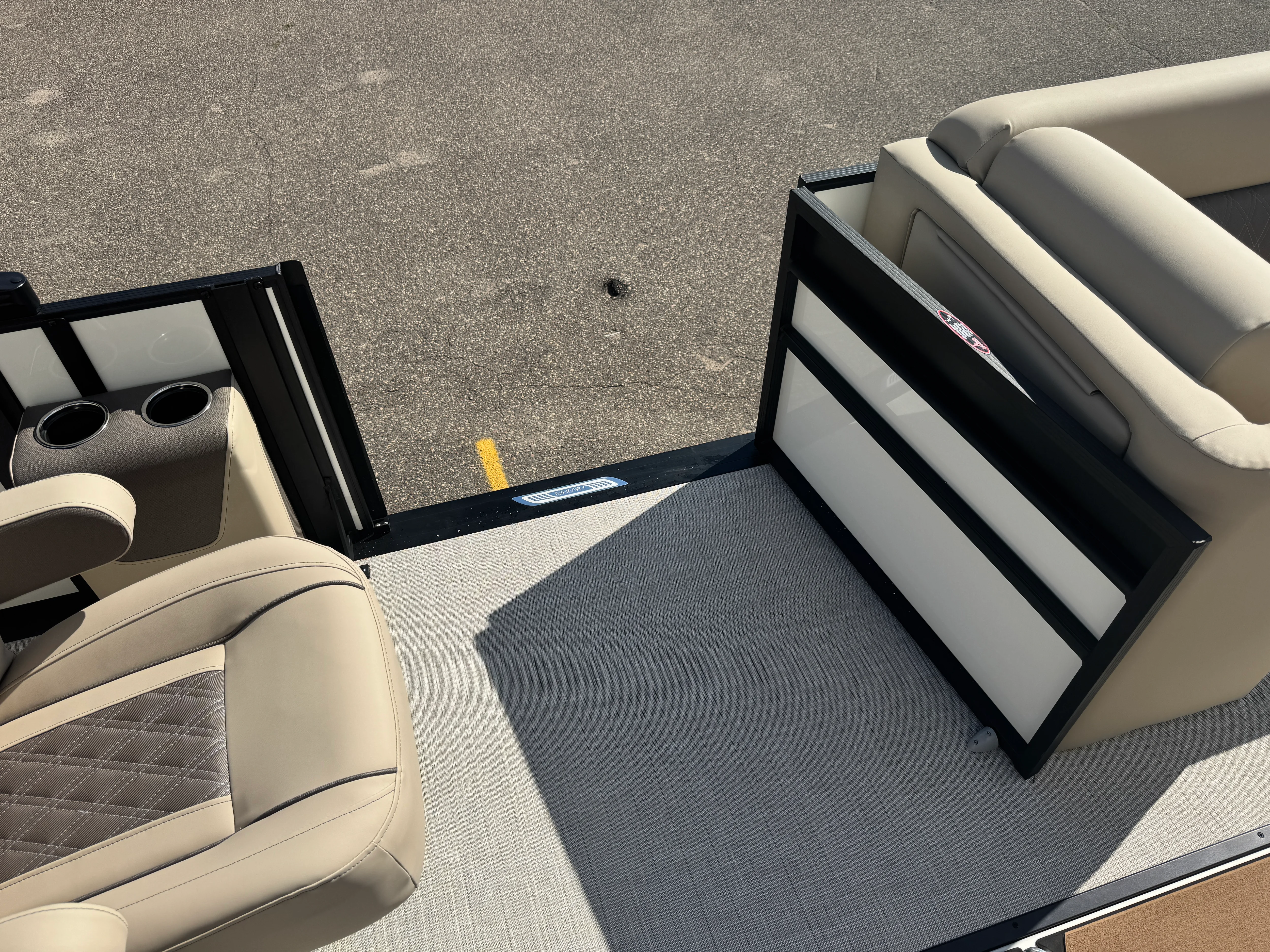 2026 Harris Cruiser 230 Image Thumbnail #28