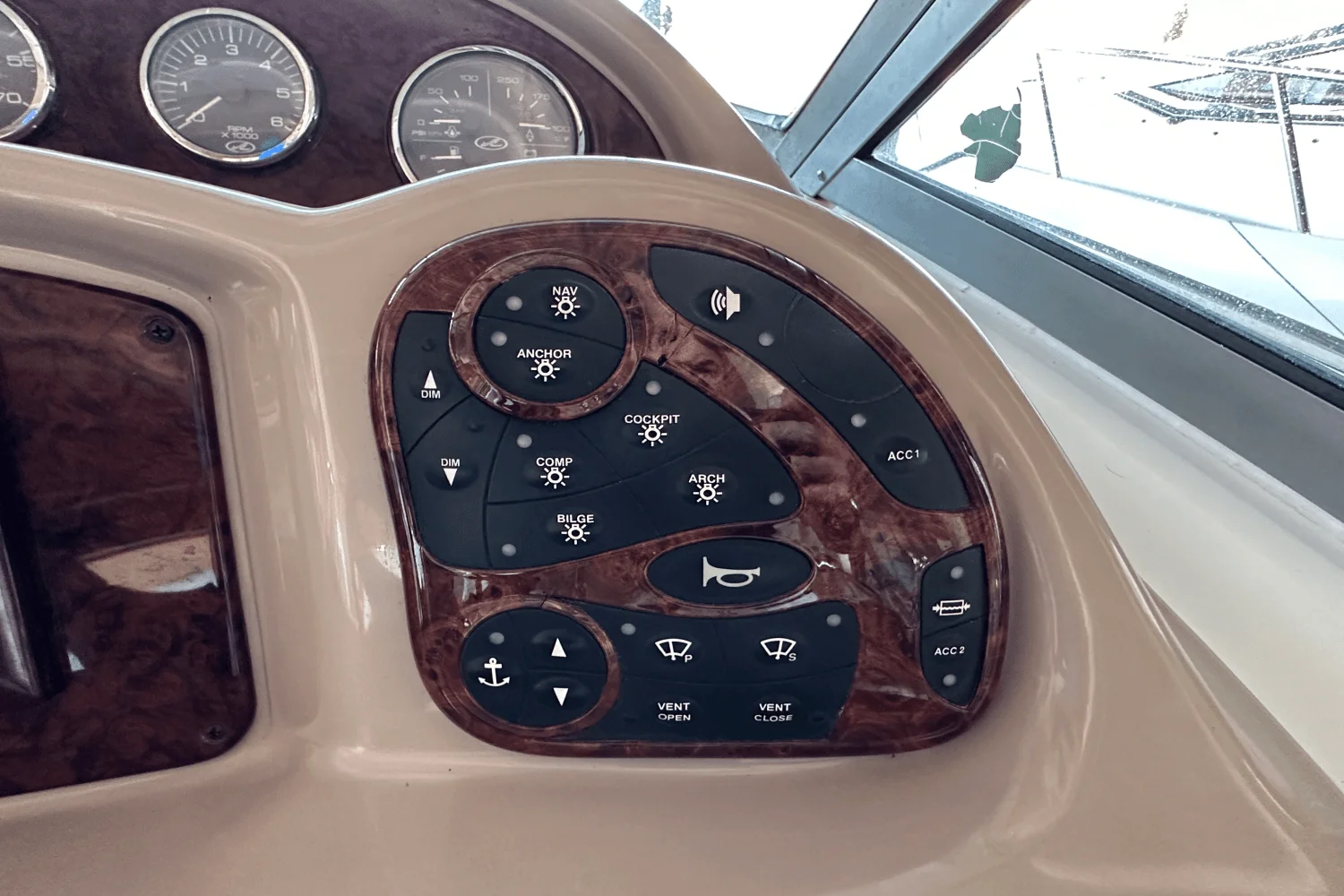 2003 Sea Ray 340 Sundancer Image Thumbnail #21