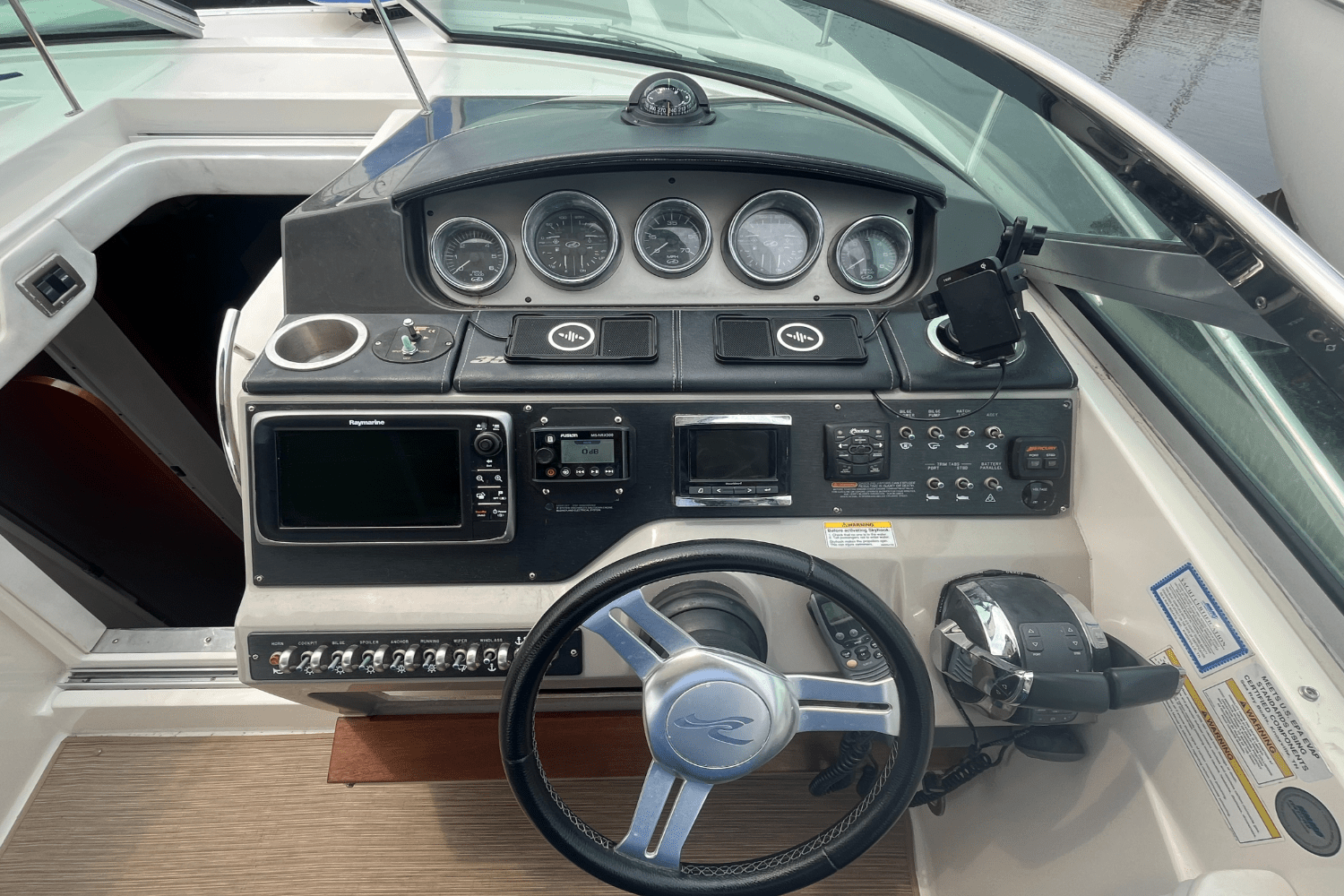 2014 Sea Ray 350 DAN-SD Image Thumbnail #25