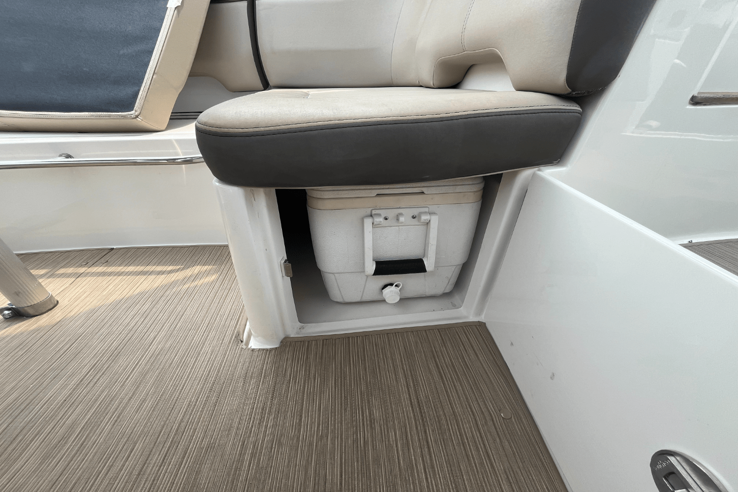 2014 Sea Ray 350 DAN-SD Image Thumbnail #11