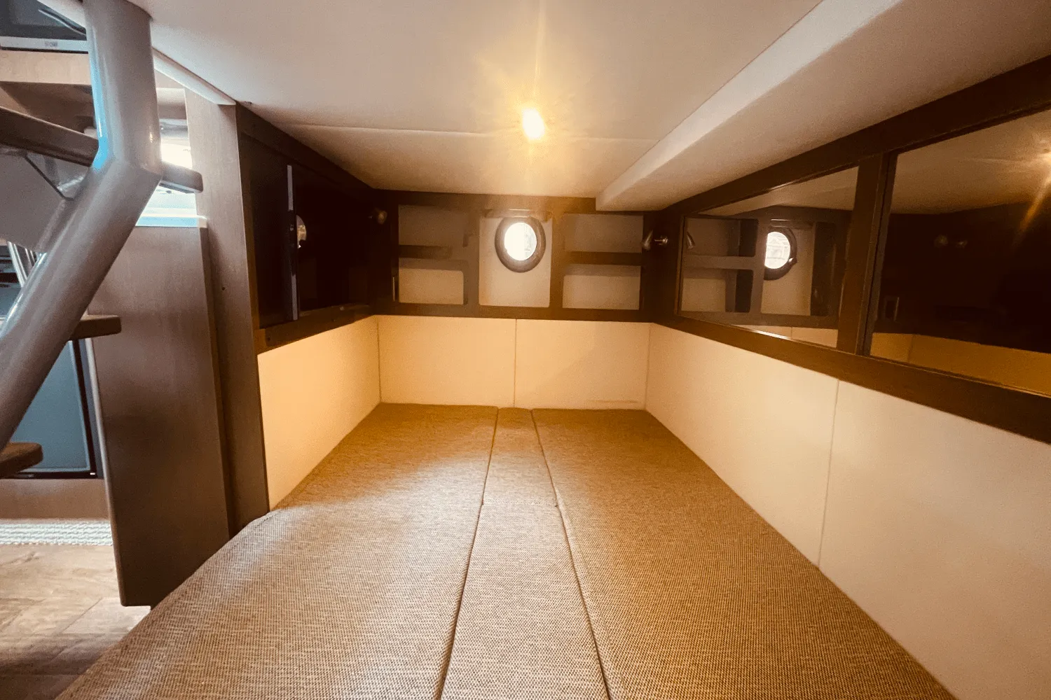 2021 Sea Ray 350 SUNDANCER COUPE Image Thumbnail #29