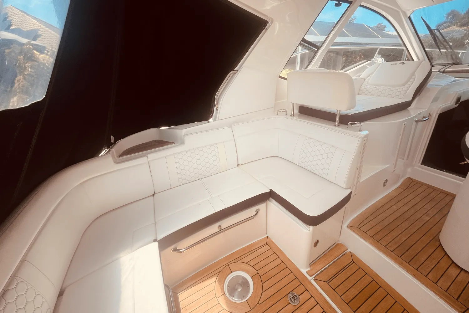 2021 Sea Ray 350 SUNDANCER COUPE Image Thumbnail #67
