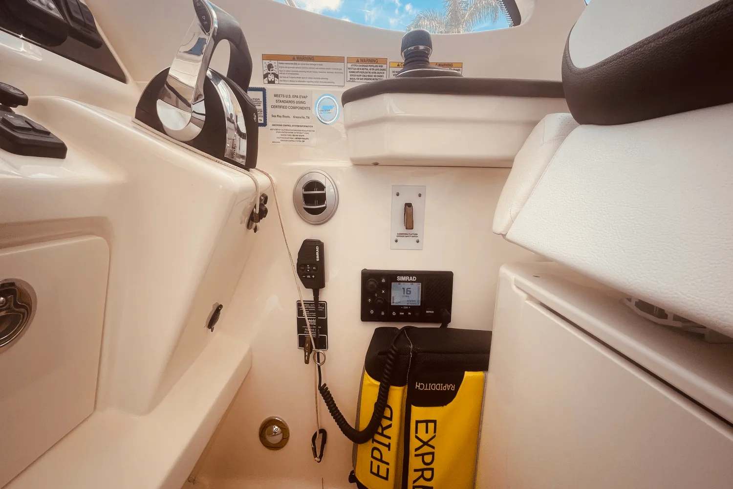 2021 Sea Ray 350 SUNDANCER COUPE Image Thumbnail #50