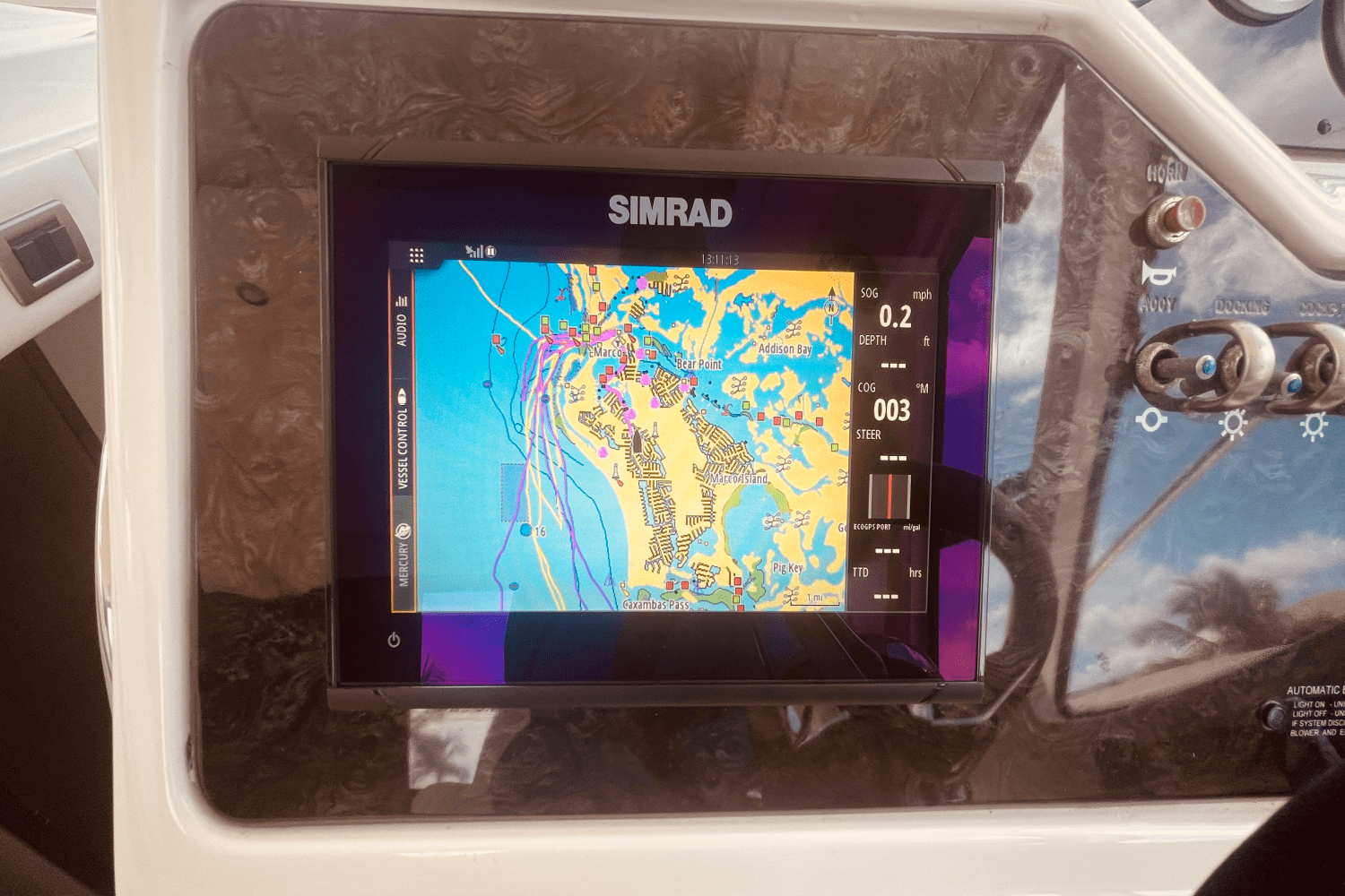 2021 Sea Ray 350 SUNDANCER COUPE Image Thumbnail #49