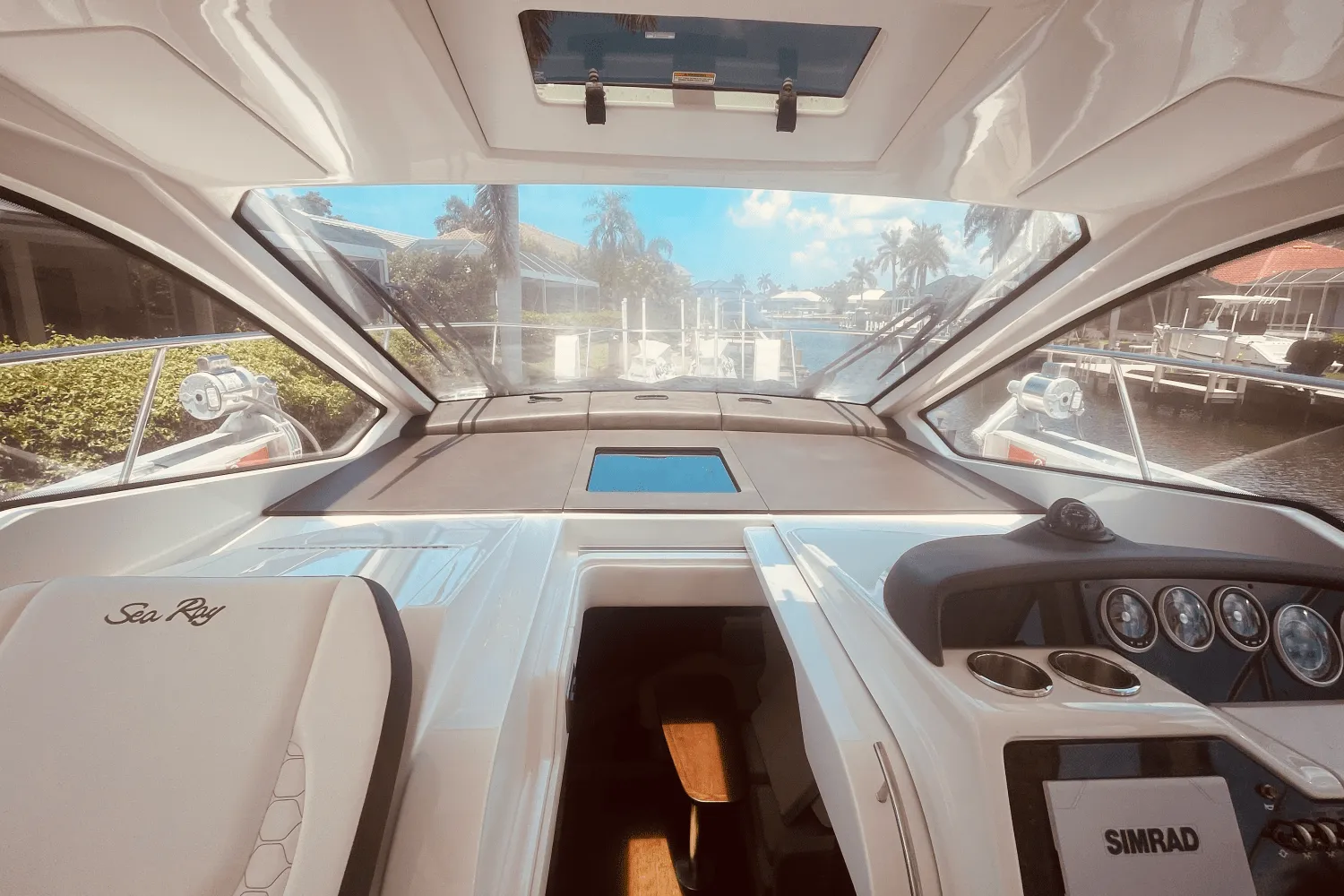 2021 Sea Ray 350 SUNDANCER COUPE Image Thumbnail #53