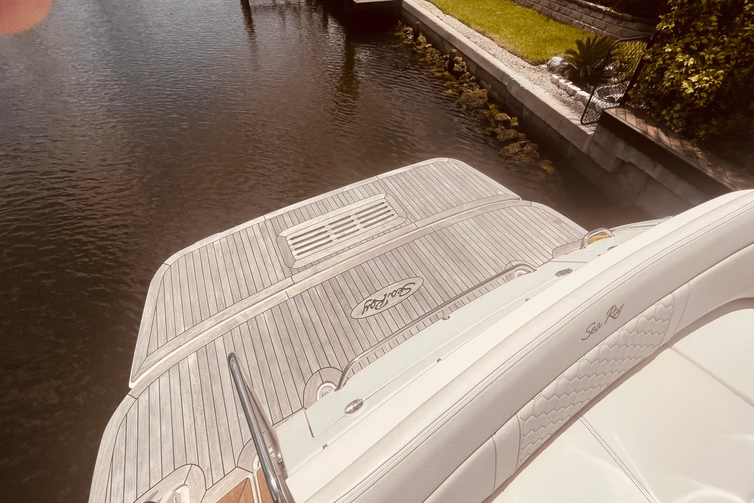 2021 Sea Ray 350 SUNDANCER COUPE Image Thumbnail #79