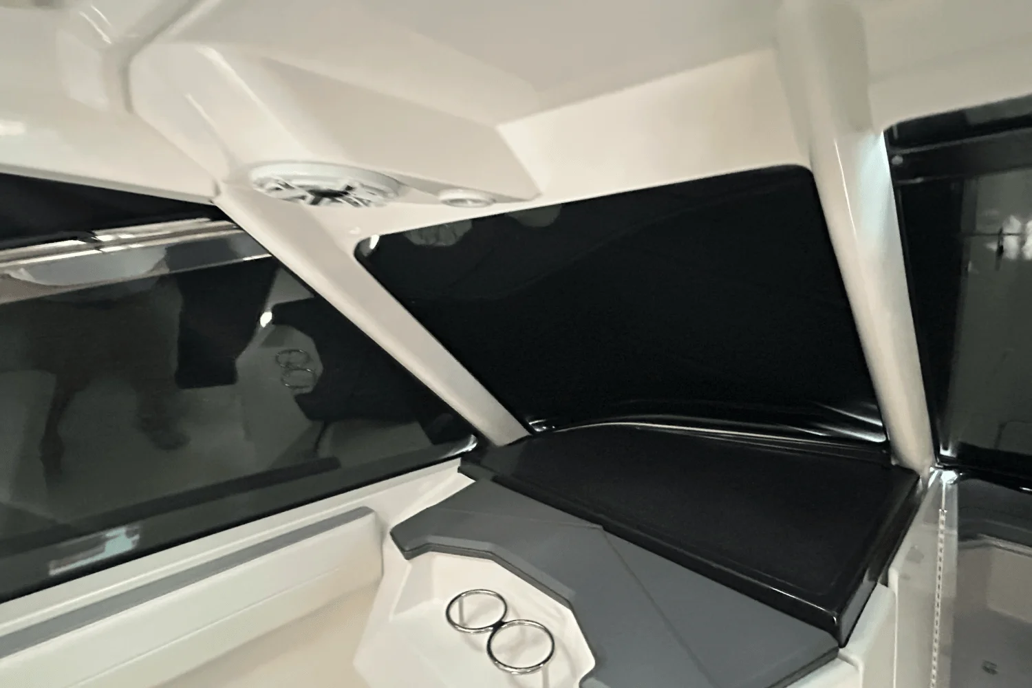 2022 Pursuit DC295 Image Thumbnail #5