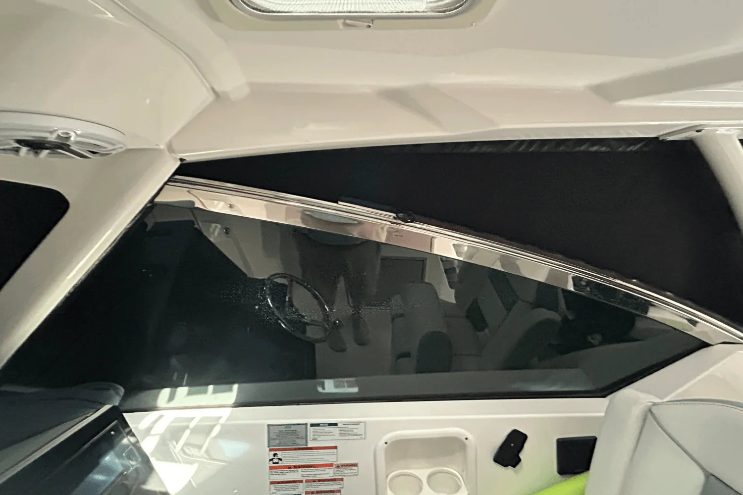 2022 Pursuit DC295 Image Thumbnail #11