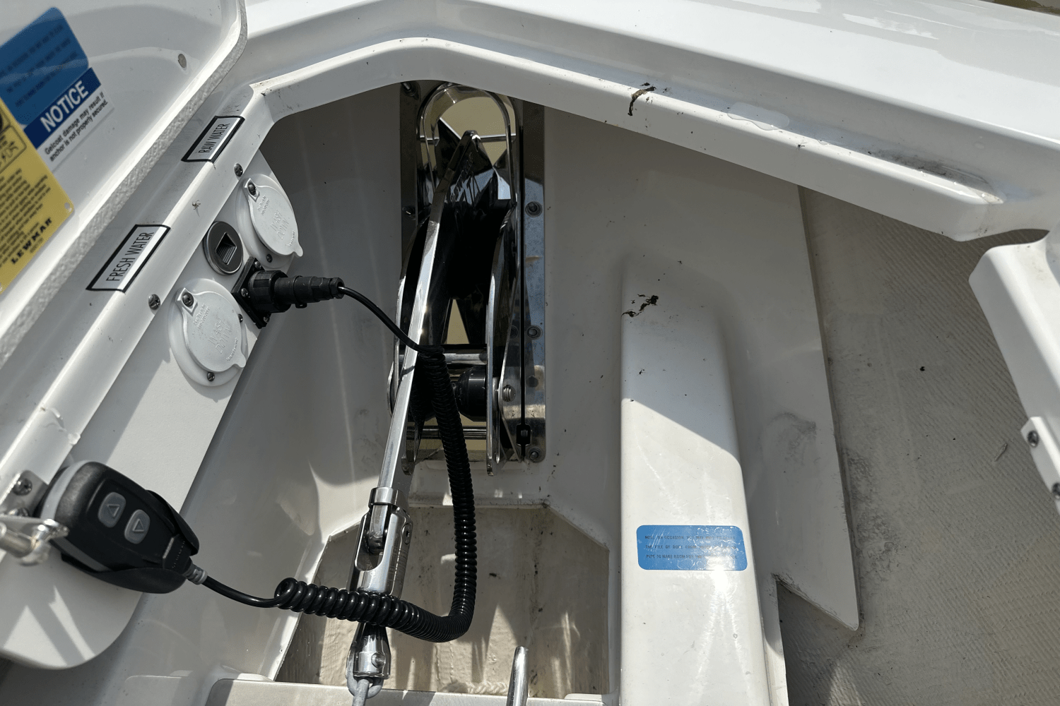 2025 Pursuit S 358 Image Thumbnail #37