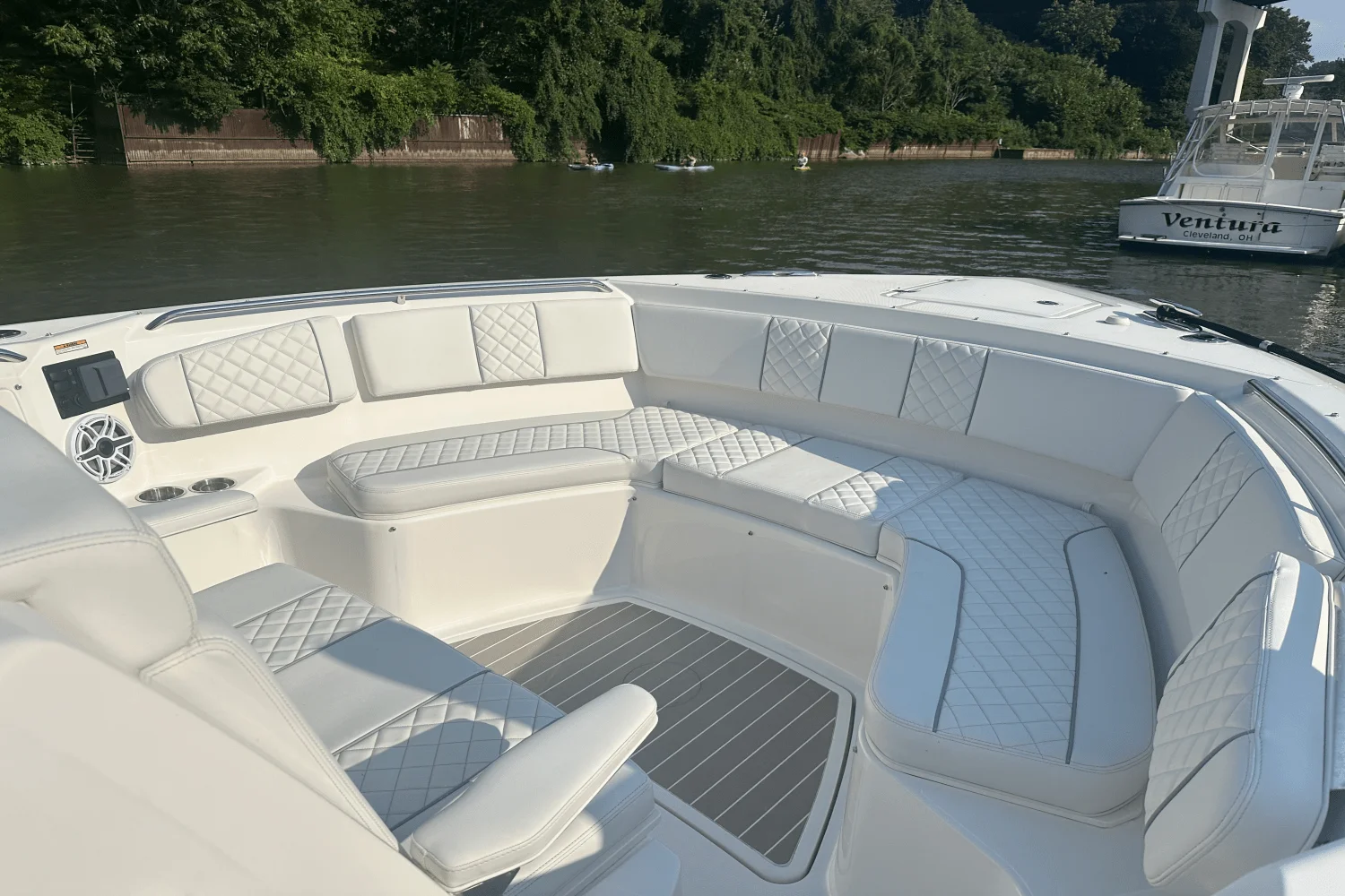 2025 Pursuit S 358 Image Thumbnail #2