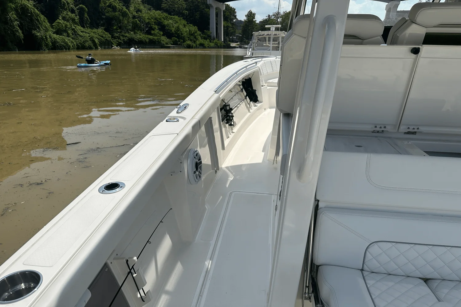 2025 Pursuit S 358 Image Thumbnail #35