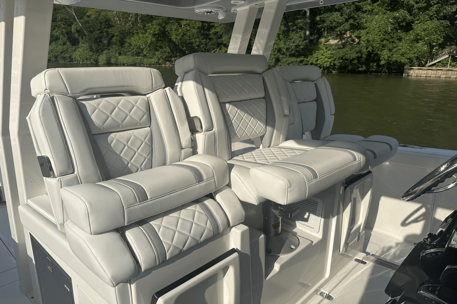 2025 Pursuit S 358 Image Thumbnail #4
