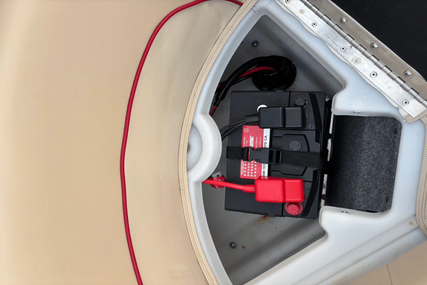 2023 SunCatcher G3 SELECT 320RC Image Thumbnail #37