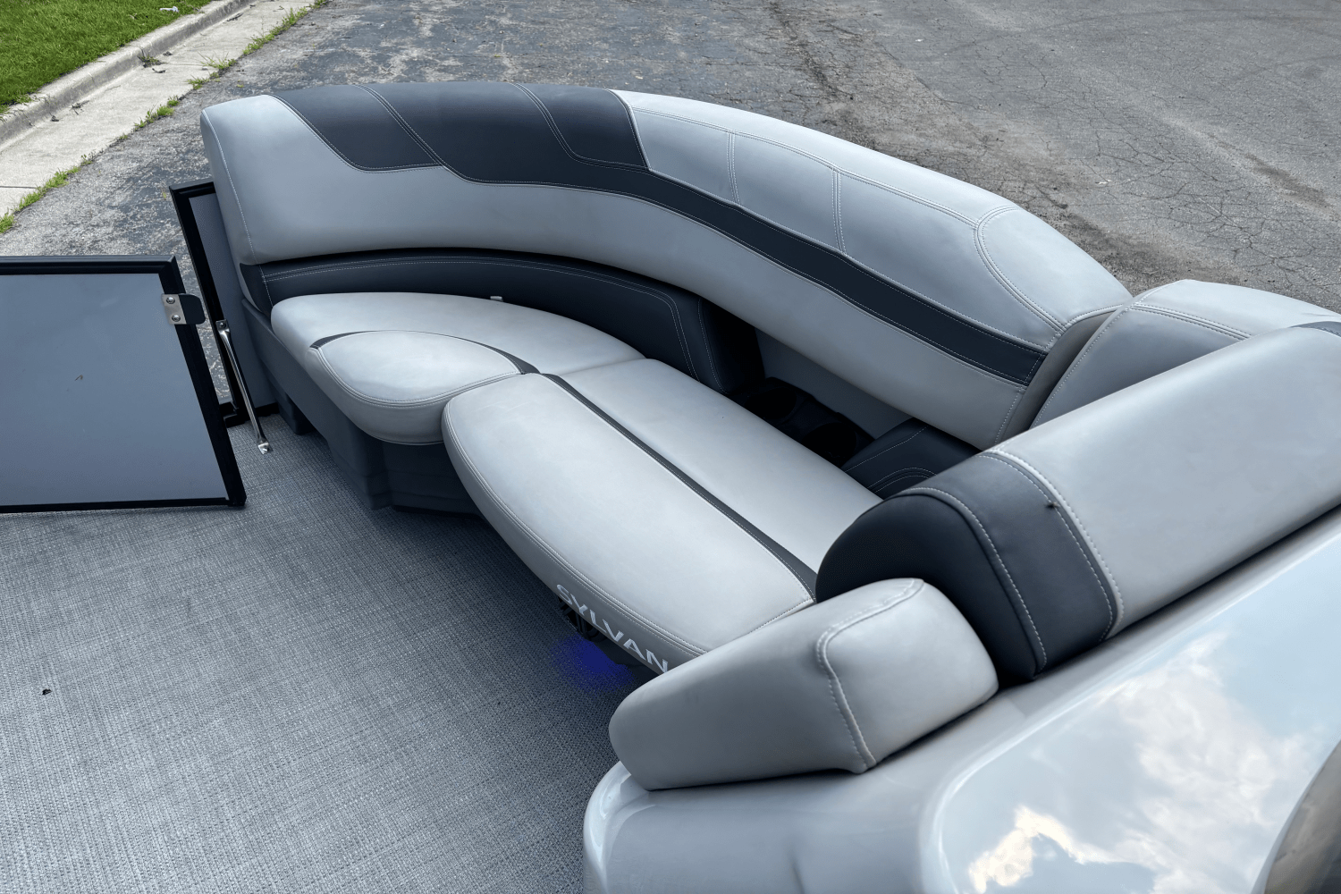 2022 Sylvan DLZBAR Image Thumbnail #11