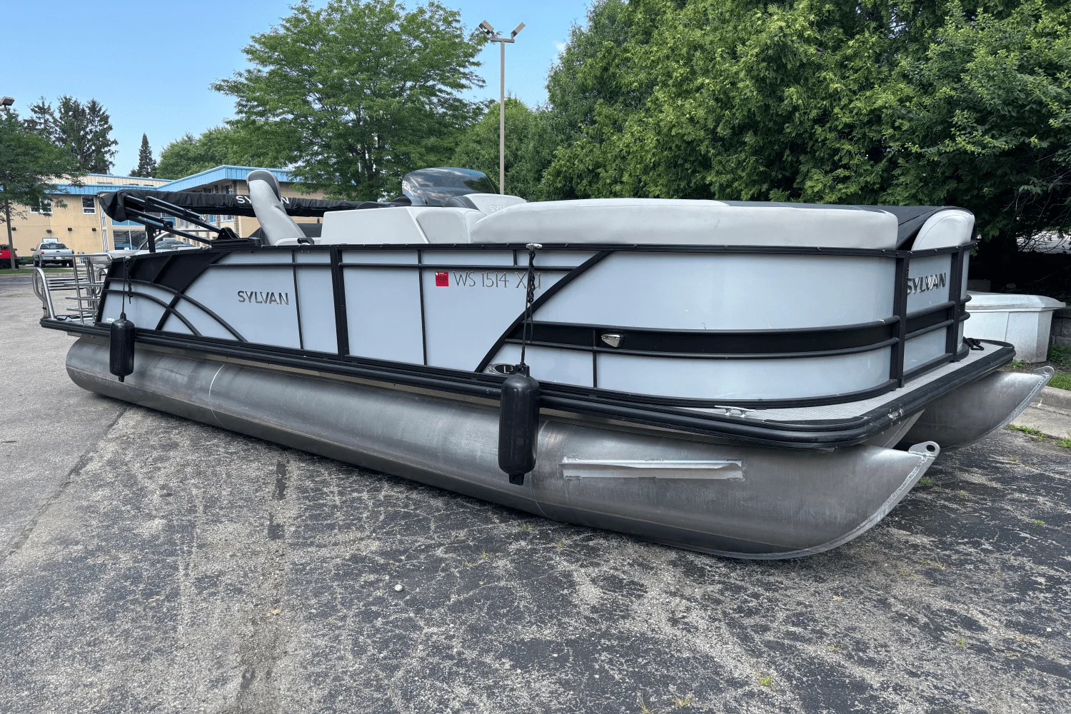 2022 Sylvan DLZBAR Image Thumbnail #0