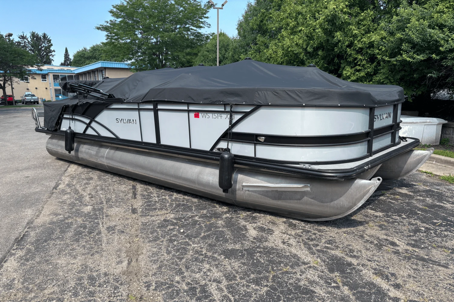 2022 Sylvan DLZBAR Image Thumbnail #5