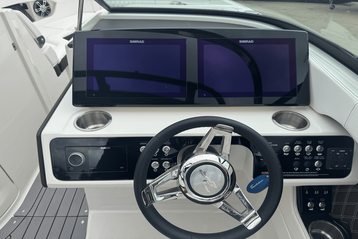 2019 Sea Ray 250 SLX Image Thumbnail #11