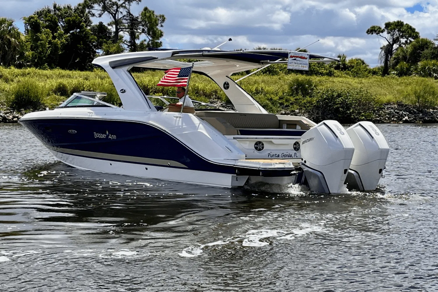 2019 Sea Ray 310 SLX OB Image Thumbnail #9