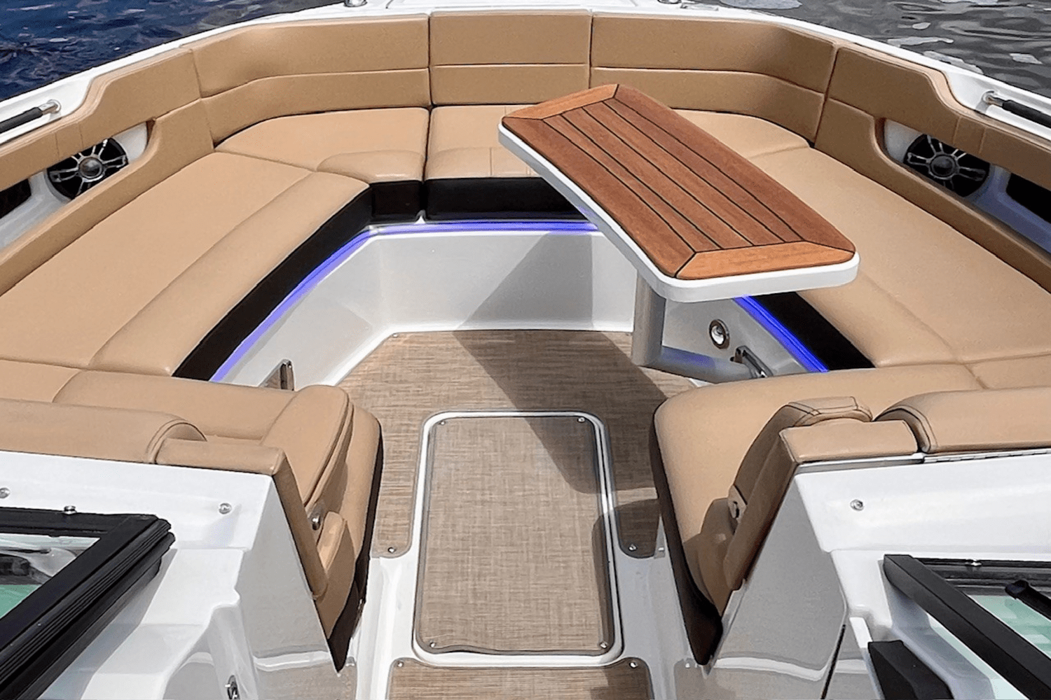 2019 Sea Ray 310 SLX OB Image Thumbnail #26