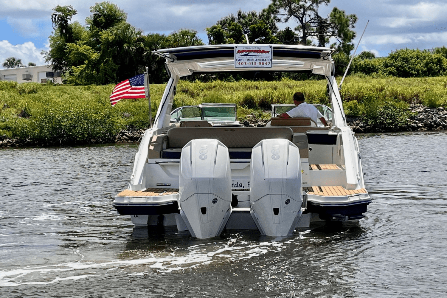 2019 Sea Ray 310 SLX OB Image Thumbnail #11