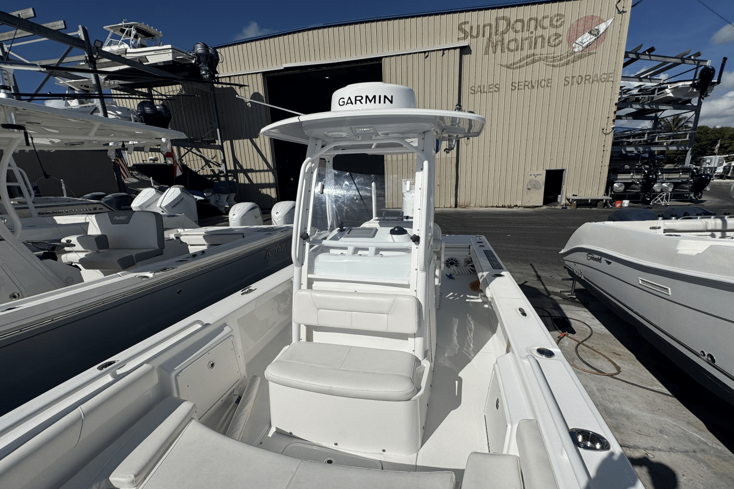 2021 Everglades 243 CC Image Thumbnail #10