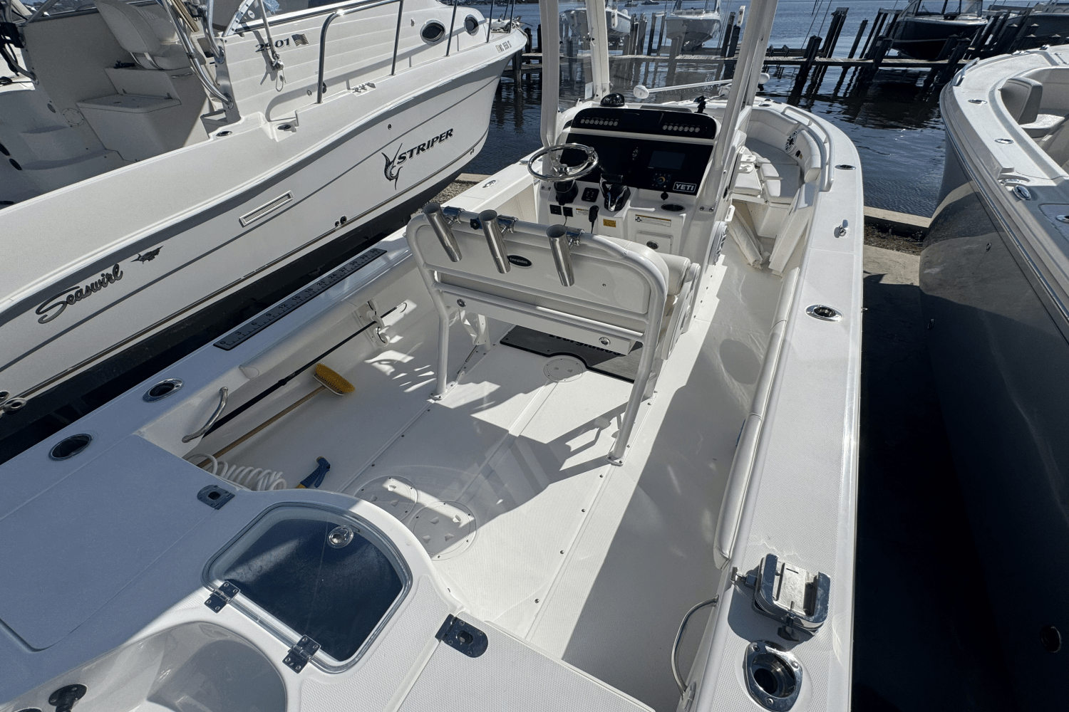2021 Everglades 243 CC Image Thumbnail #21