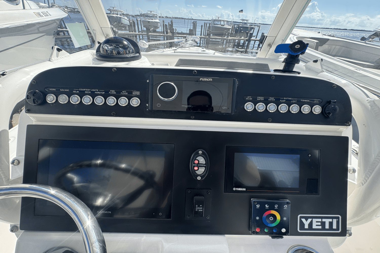2021 Everglades 243 CC Image Thumbnail #29
